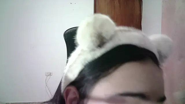 Snapshot of aineangeel chatting on 09.13.25 aineangeel online show from 09.13.25