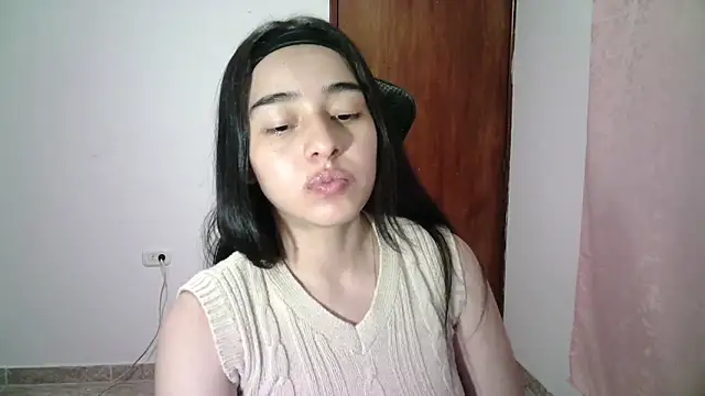 Snapshot of aineangeel chatting on 10.11.25 aineangeel online show from 10.11.25