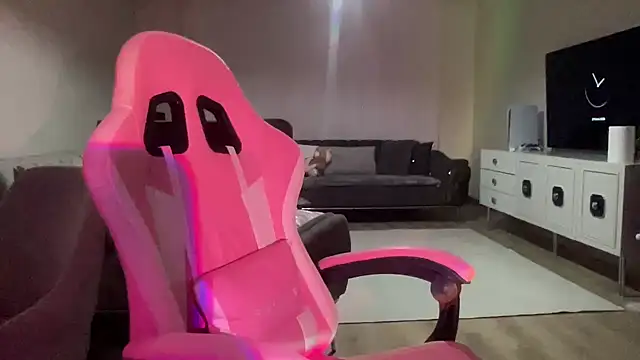 petitebeauty online show from 04.20.26