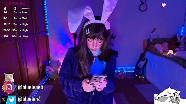 bluelen online show from 04.04.26