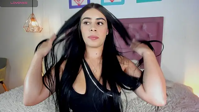 Snapshot of susan_zc chatting on 02.07.25 susan zc online show from 02.07.25