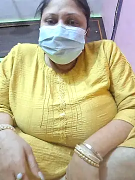 Snapshot of kunjan789 chatting on 02.18.25 kunjan789 online show from 02.18.25