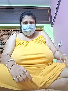 Snapshot of kunjan789 chatting on 02.24.25 kunjan789 online show from 02.24.25