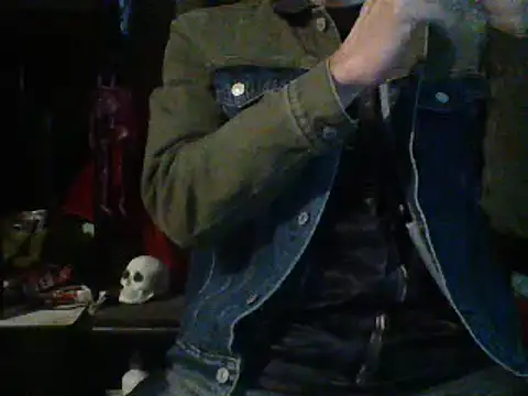 Snapshot of mrdemoncrowly chatting on 03.15.25 mrdemoncrowly online show from 03.15.25