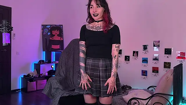 deadlysweet online show from 06.14.26