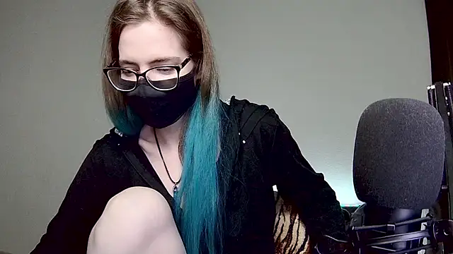 Snapshot of amber_candyfloss chatting on 12.31.24 amber candyfloss online show from 12.31.24