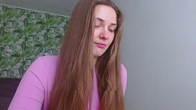 Olivia shine online show from 04.19.26