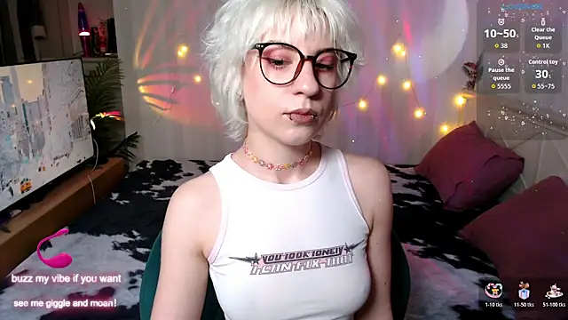  Moonlight t online show from 12.18.25