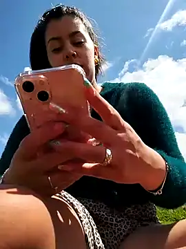 Emily Wane online show from 12.06.24