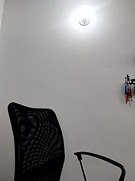 Emily Wane online show from 01.05.26