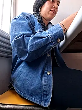 Emily Wane online show from 05.25.26