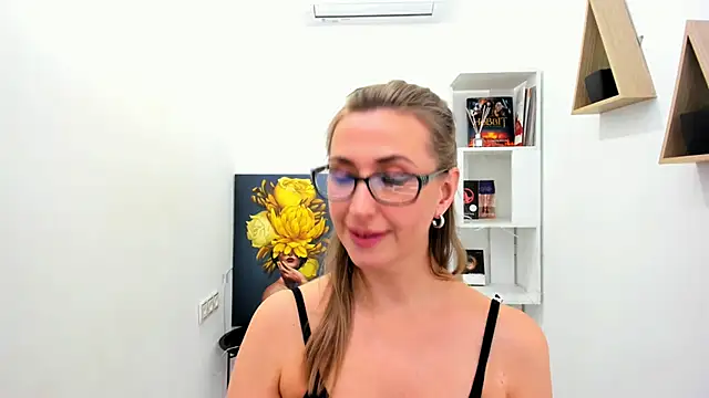 PassionGlow online show from 01.26.25