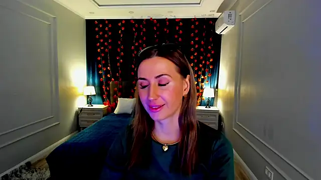 PassionGlow online show from 11.11.25