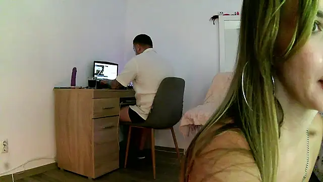 missmimixx online show from 10.18.25