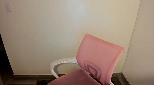 kiaraowen online show from 02.20.25