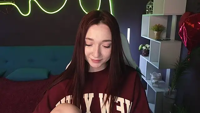 YasmineWest online show from 02.24.25