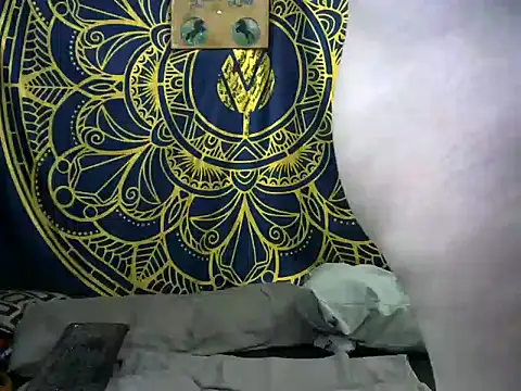 lovely lola1111 online show from 01.05.25