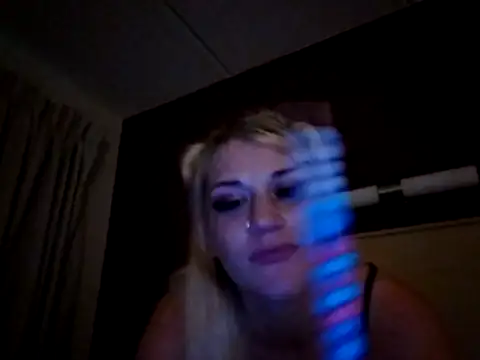 Snapshot of SexxxiLexiiii chatting on 12.15.25 SexxxiLexiiii online show from 12.15.25