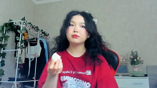 Snapshot of wastforu chatting on 02.03.25 wastforu online show from 02.03.25