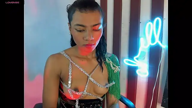 Snapshot of Lilithsabeth chatting on 09.23.25 Lilithsabeth online show from 09.23.25