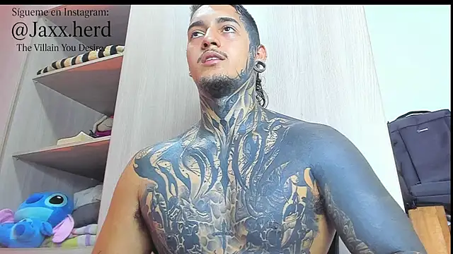 Snapshot of JAXXXONHERD chatting on 11.13.25 JAXXXONHERD online show from 11.13.25