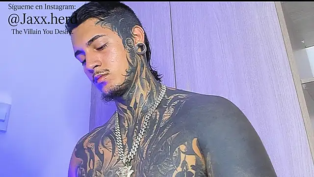 Snapshot of JAXXXONHERD chatting on 11.20.25 JAXXXONHERD online show from 11.20.25