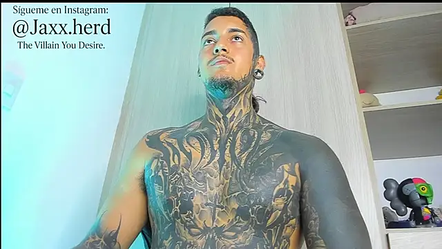 Snapshot of JAXXXONHERD chatting on 11.21.25 JAXXXONHERD online show from 11.21.25