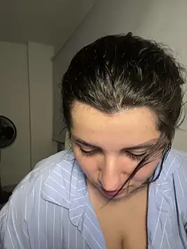 horny roomiess online show from 02.13.25