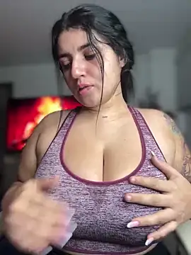 horny roomiess online show from 02.28.25