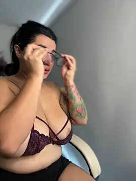 horny roomiess online show from 03.13.25