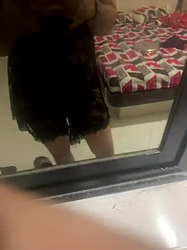 Snapshot of hornyguy271192 chatting on 11.02.25 hornyguy271192 online show from 11.02.25