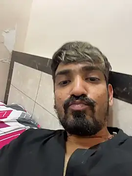 hornyguy271192 online show from 02.01.26