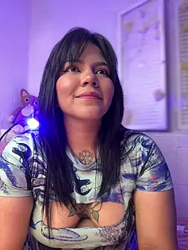 JulianaCastillo online show from 01.24.25