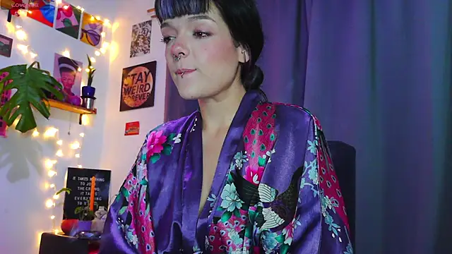 purple em69 online show from 01.21.25
