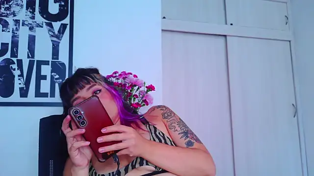 purple em69 online show from 09.14.25