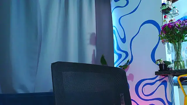 purple em69 online show from 11.02.25