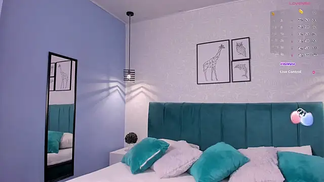 katherin smith  online show from 12.21.24