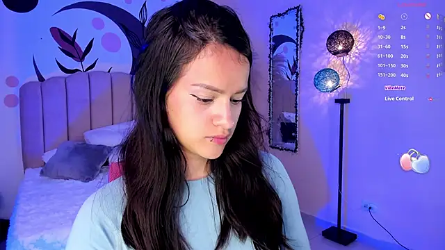 katherin smith  online show from 02.05.25