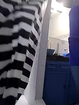 Snapshot of LucifernandaSw chatting on 01.09.25 LucifernandaSw online show from 01.09.25