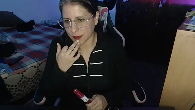 LucifernandaSw online show from 04.18.26