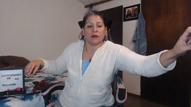 Snapshot of LucifernandaSw chatting on 06.26.26 LucifernandaSw online show from 06.26.26