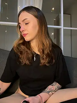 Snapshot of hotAssHell_ chatting on 01.05.25 hotAssHell online show from 01.05.25