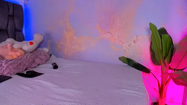 camilawhite   online show from 04.13.26