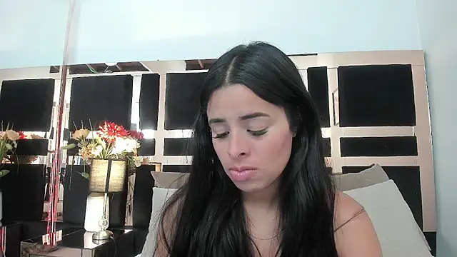 emma castilloo online show from 04.13.26