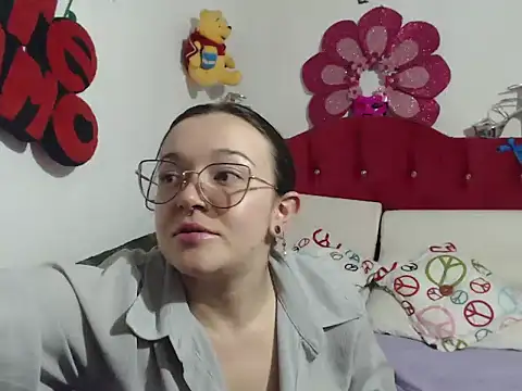 Angela 18honey online show from 02.05.26