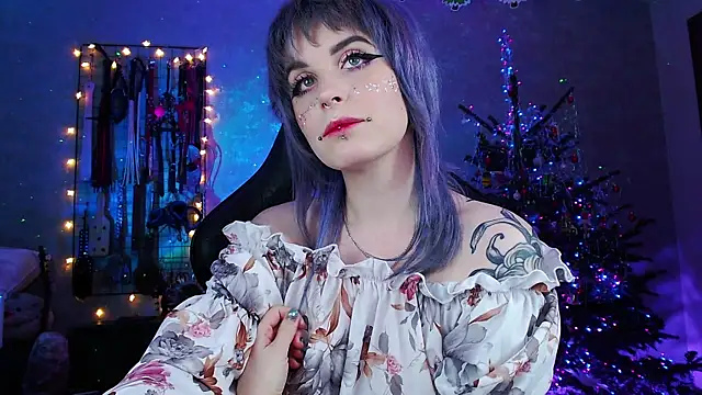 Snapshot of Unholy_Eva chatting on 12.30.24 Unholy Eva online show from 12.30.24