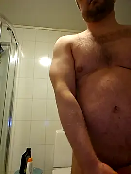 Machoviking1 online show from 04.17.26