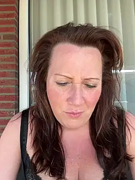 Snapshot of xsexycurvymilf chatting on 03.07.25 xsexycurvymilf online show from 03.07.25