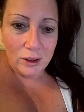 xsexycurvymilf online show from 11.25.25