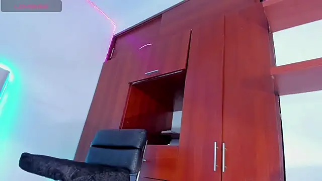 ivannapretyts online show from 12.19.25